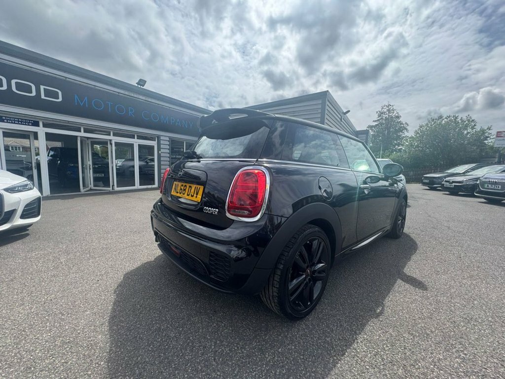 Mini Hatch 1.5L Cooper NL68DJV Black #4