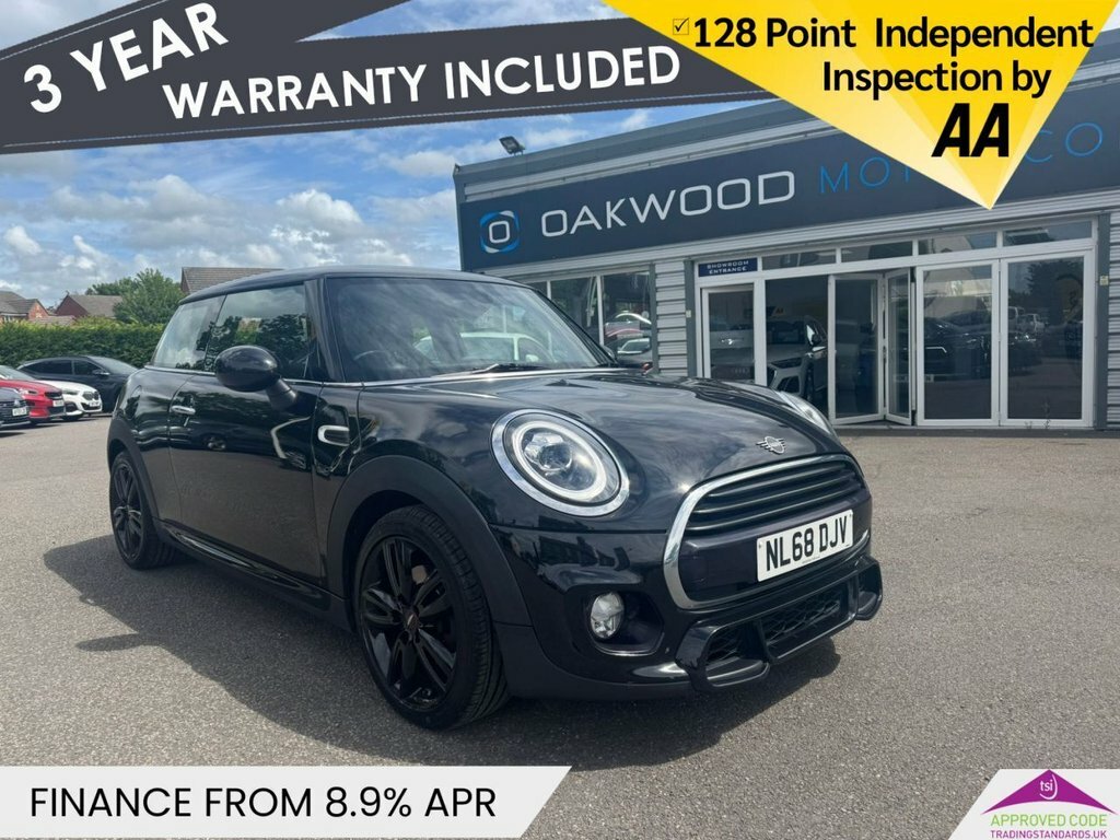 Mini Hatch 1.5L Cooper Black