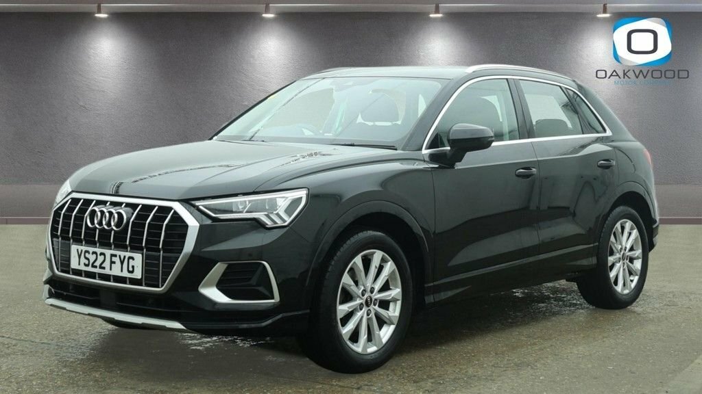 Audi Q3 1.5L Sport YS22FYG Black #2