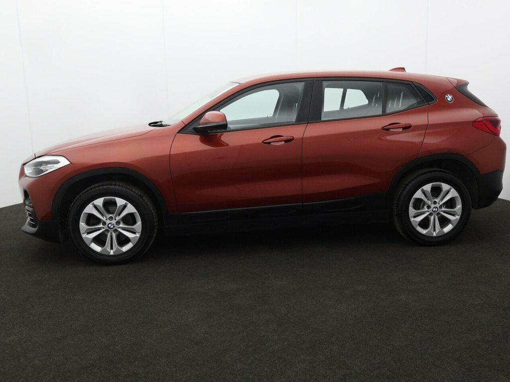 BMW X2 1.5L Se SL69FJN Orange #4