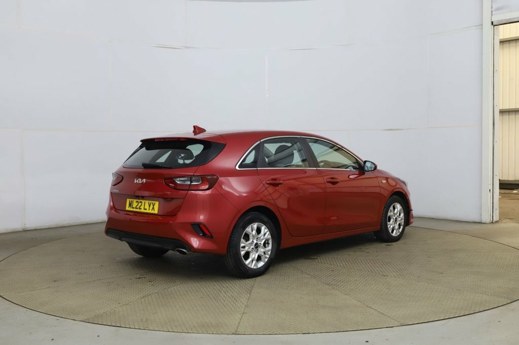Kia Ceed 1L 2 Red #6