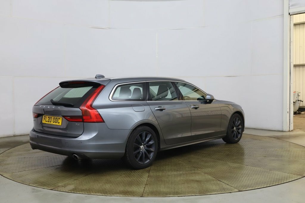 Volvo V90 2L Momentum Plus Grey #6