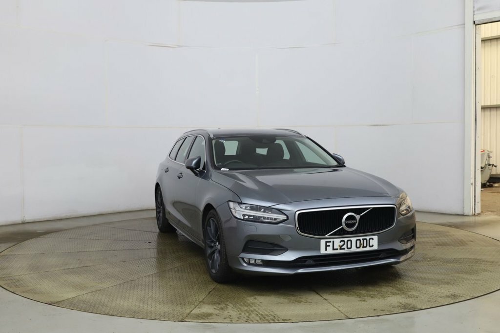 Volvo V90 2L Momentum Plus Grey