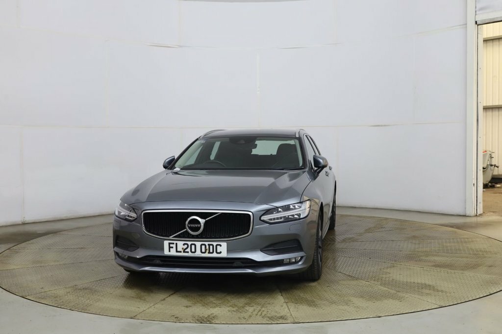 Volvo V90 2L Momentum Plus Grey #2