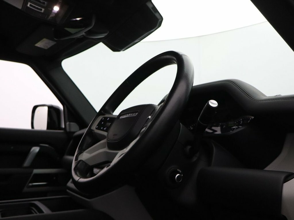 Land Rover Defender 130 3.0 D300 X-dynamic Hse 130 8 Seat Estat Black #12