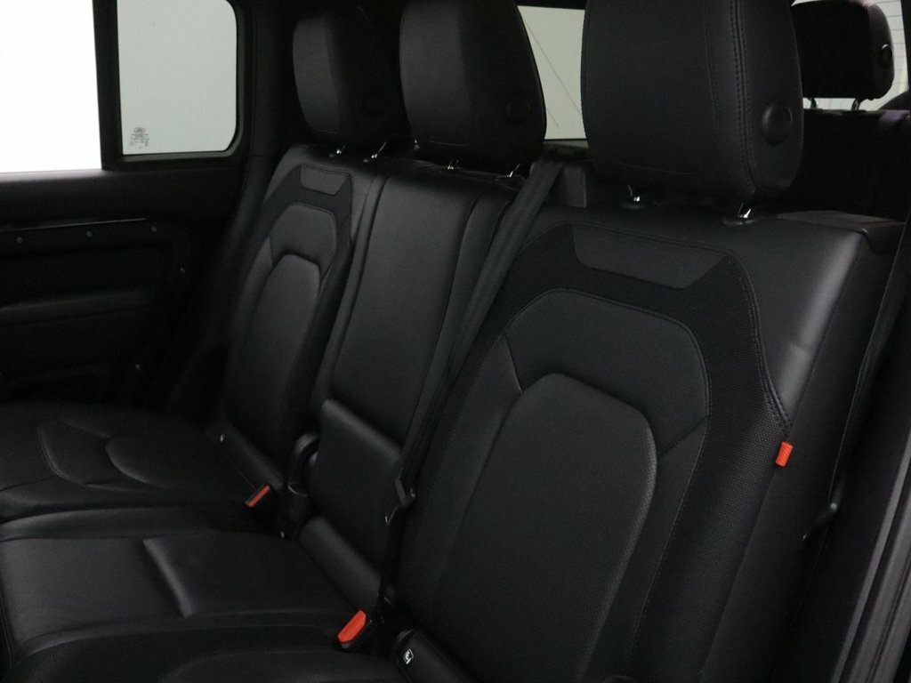 Land Rover Defender 130 3.0 D300 X-dynamic Hse 130 8 Seat Estat Black #45