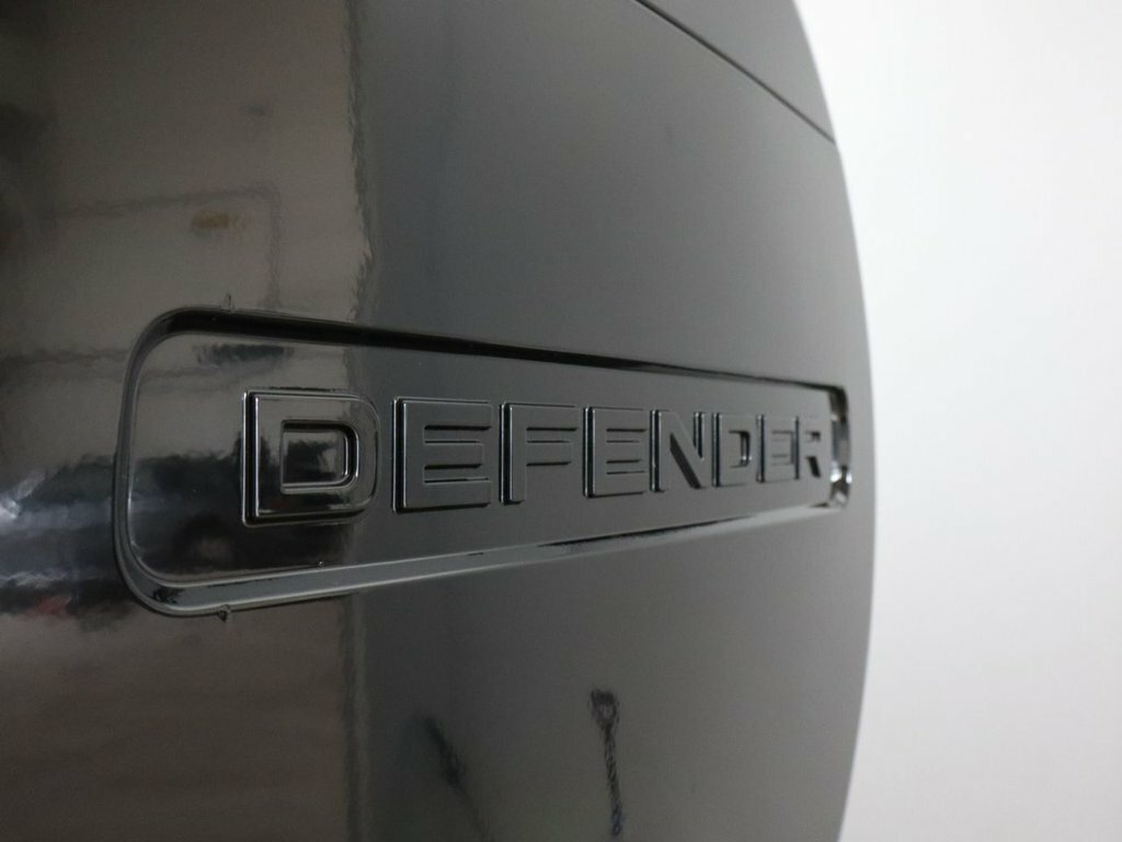 Land Rover Defender 130 3.0 D300 X-dynamic Hse 130 8 Seat Estat Black #59