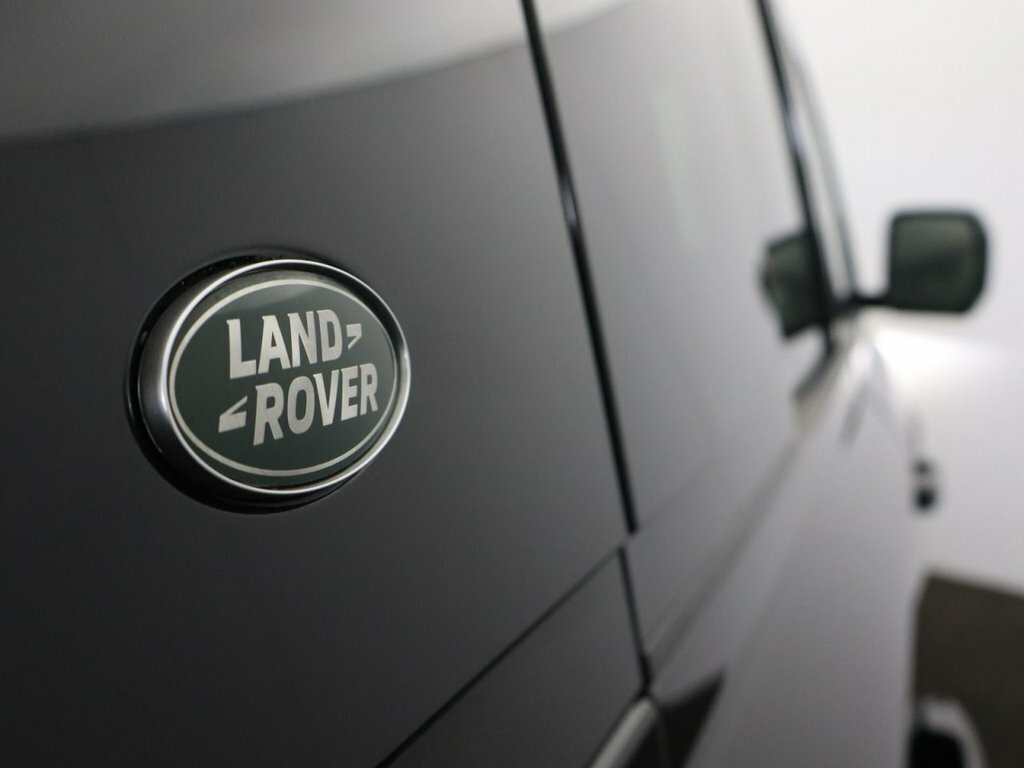 Land Rover Defender 130 3.0 D300 X-dynamic Hse 130 8 Seat Estat Black #62