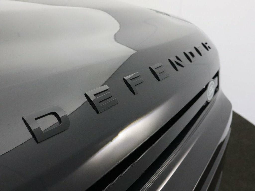 Land Rover Defender 130 3.0 D300 X-dynamic Hse 130 8 Seat Estat Black #72
