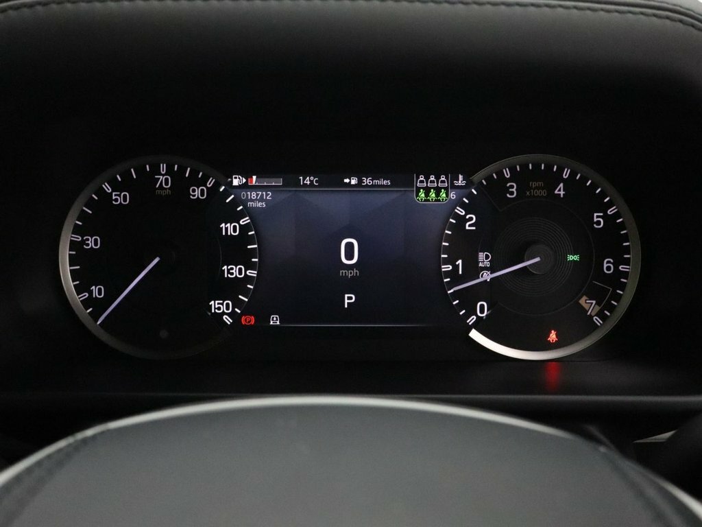 Land Rover Defender 130 3.0 D300 X-dynamic Hse 130 8 Seat Estat Black #17