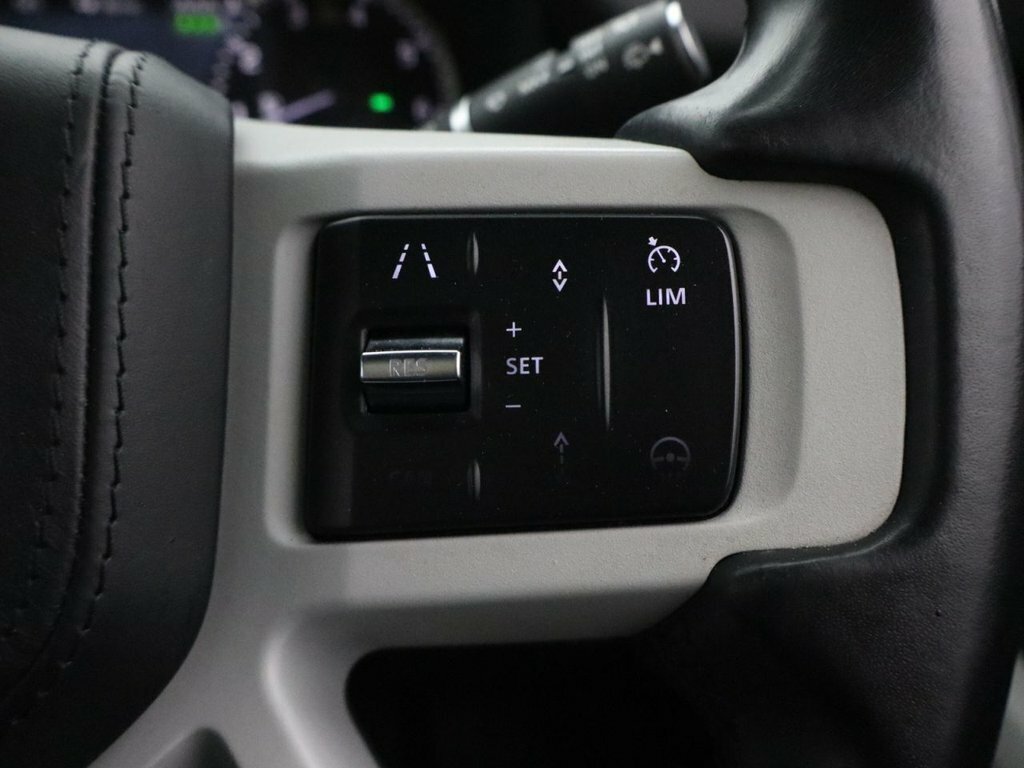 Land Rover Defender 130 3.0 D300 X-dynamic Hse 130 8 Seat Estat Black #15