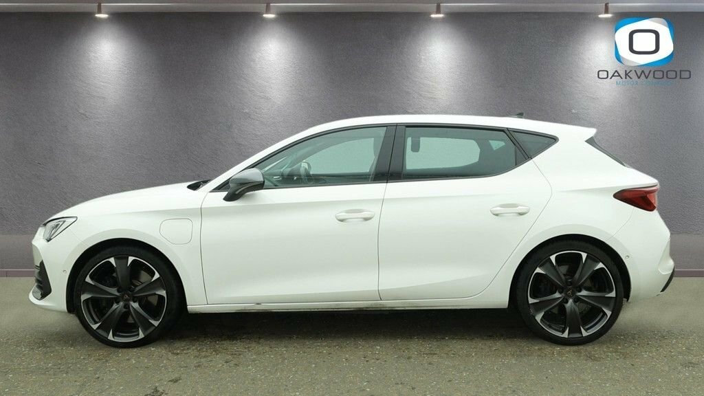 Cupra Leon 1.5 Etsi V1 Dsg Black #6