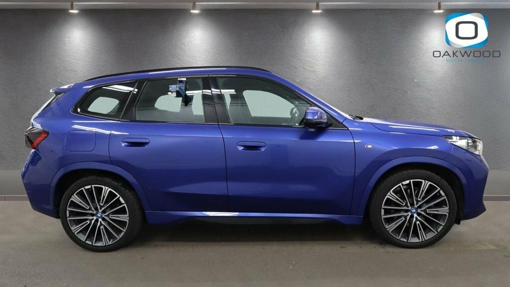 BMW X1 1.5L M Sport Blue #5