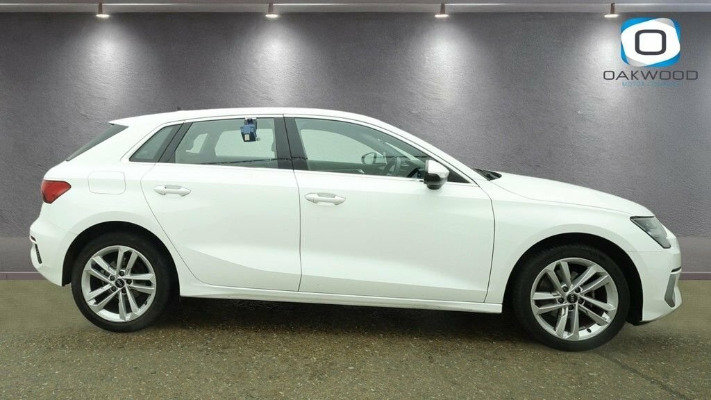 Audi A3 1L Sport WR22DGY White #5