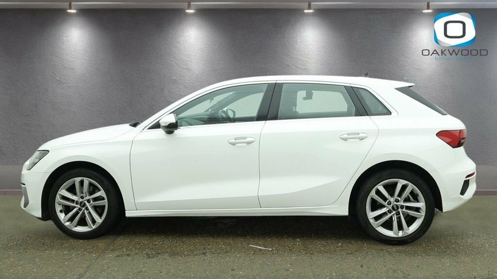 Audi A3 1L Sport WR22DGY White #6
