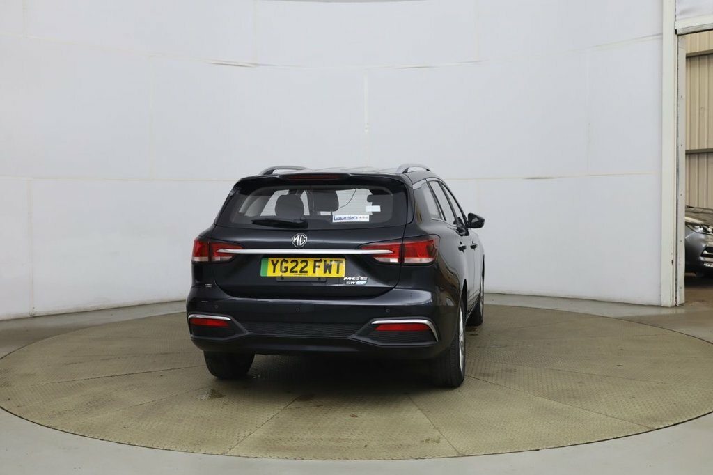 MG MG5 Estate Black #2