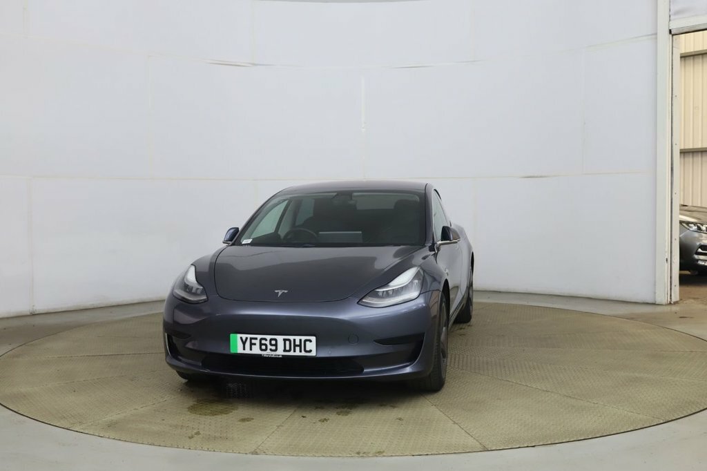 Tesla Model 3 Saloon Grey #2