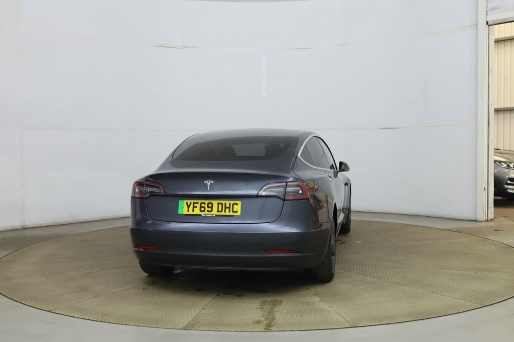 Tesla Model 3 Saloon Grey #5