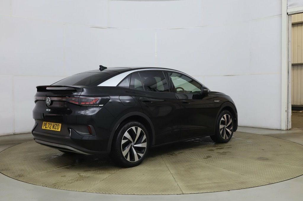 Volkswagen ID.5 Suv Black #6