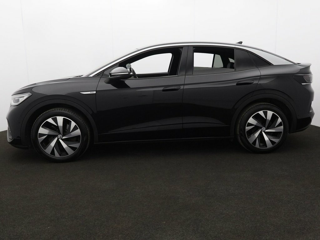 Volkswagen ID.5 Suv Black #4