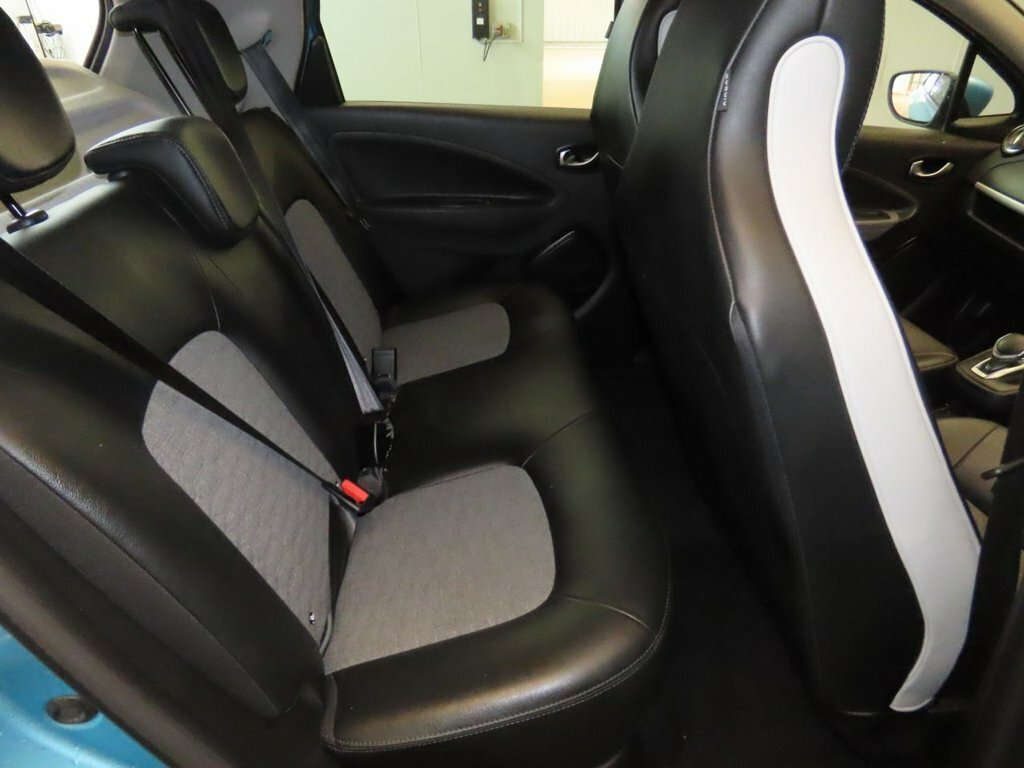 Renault Zoe I Iconic 108 Bhp White #10
