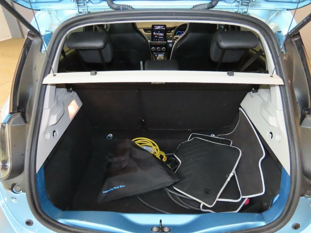 Renault Zoe I Iconic 108 Bhp White #12