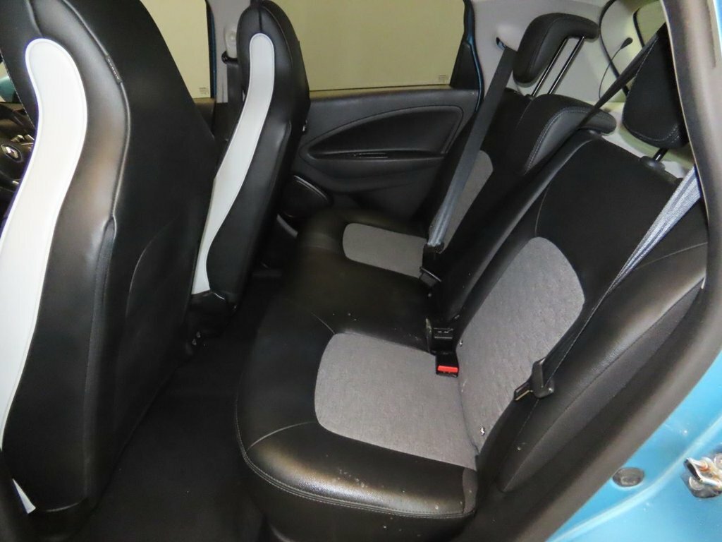Renault Zoe I Iconic 108 Bhp White #8