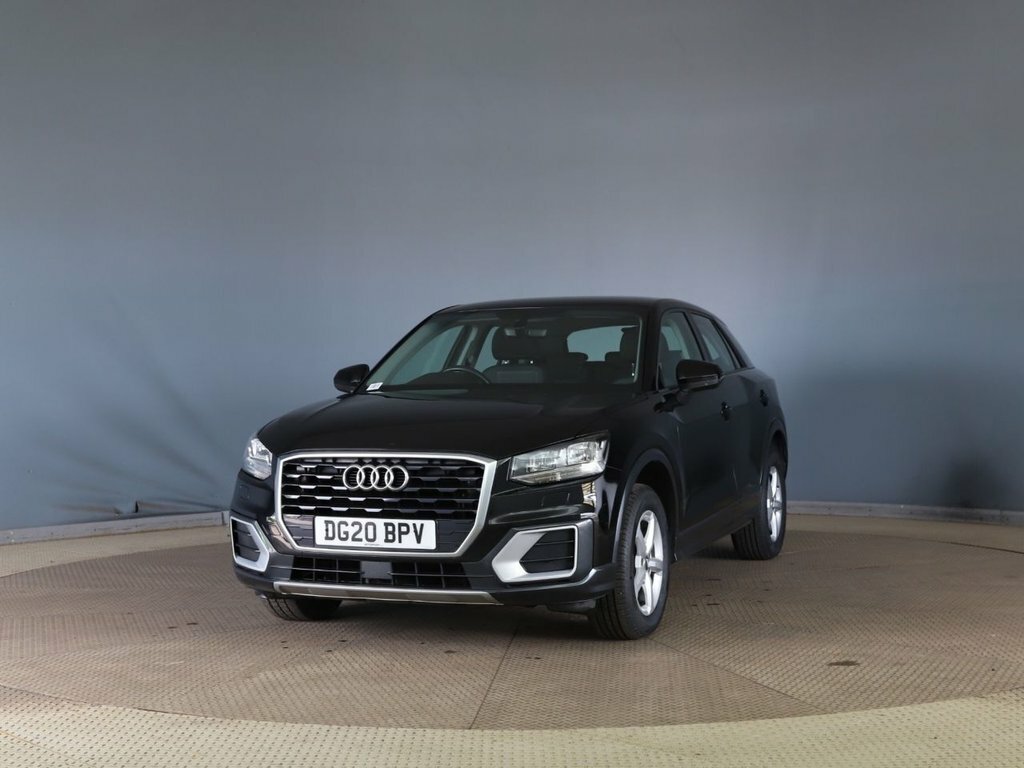 Audi Q2 1L Technik Black #3