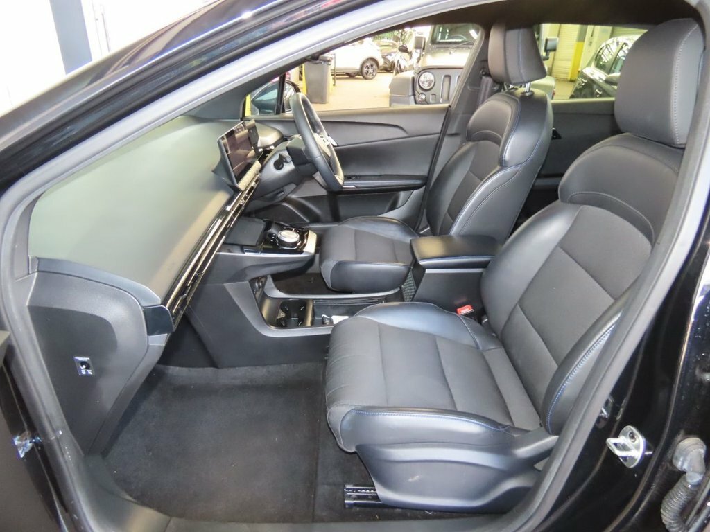 MG MG4 125Kw Se 51Kwh Black #8