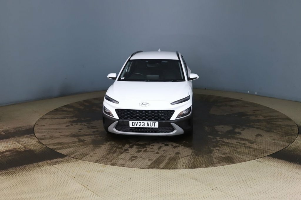 Hyundai Kona 1L Se Connect White #2