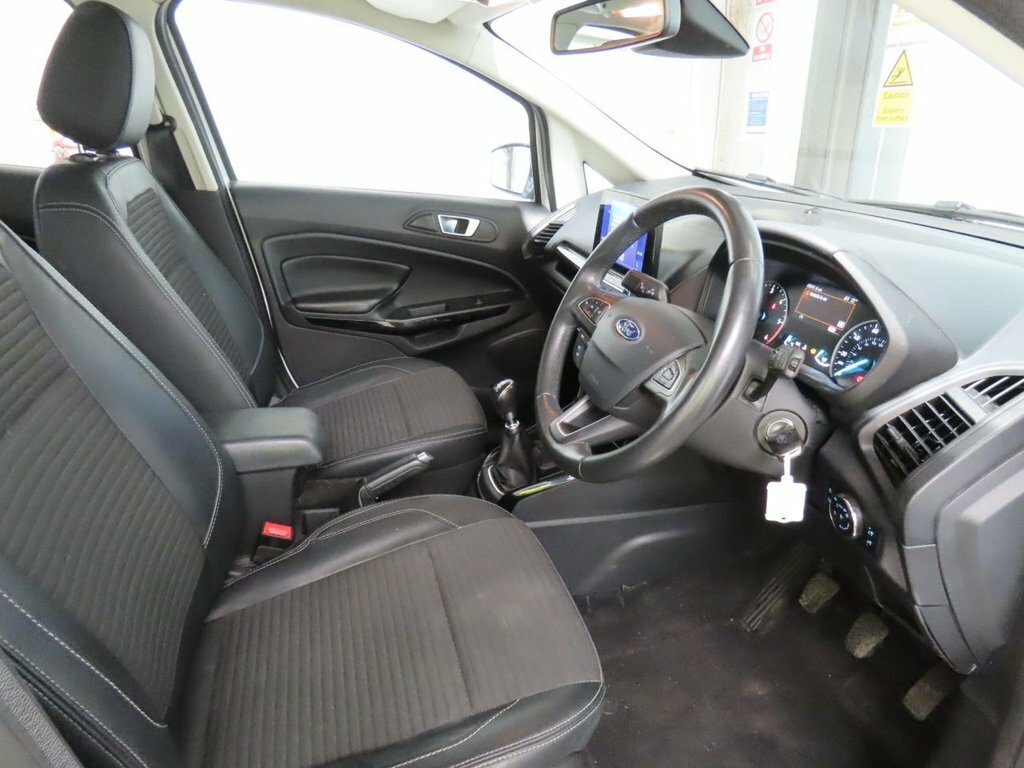 Ford Ecosport 1L Titanium White #6
