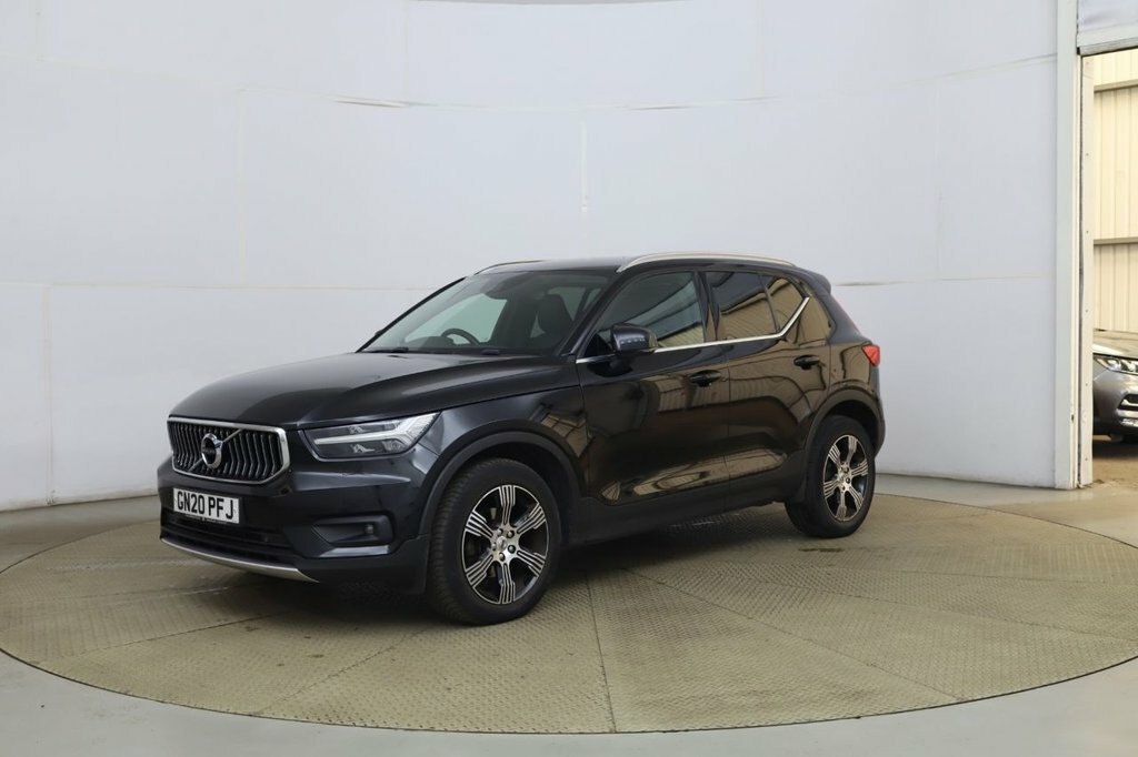 Volvo XC40 2L Inscription Black #3