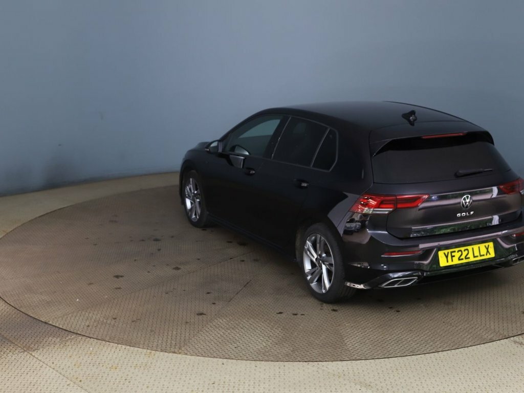 Volkswagen Golf 1.5L R-line Black