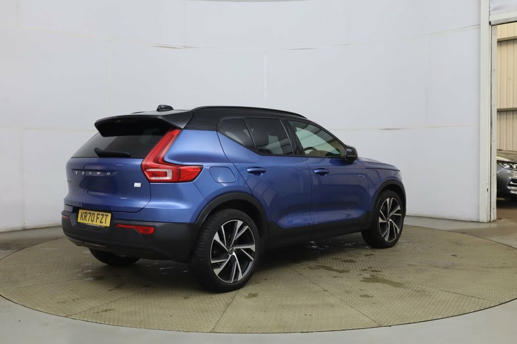 Volvo XC40 1.5L R-design Pro Blue #6