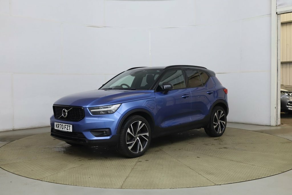 Volvo XC40 1.5L R-design Pro Blue #3