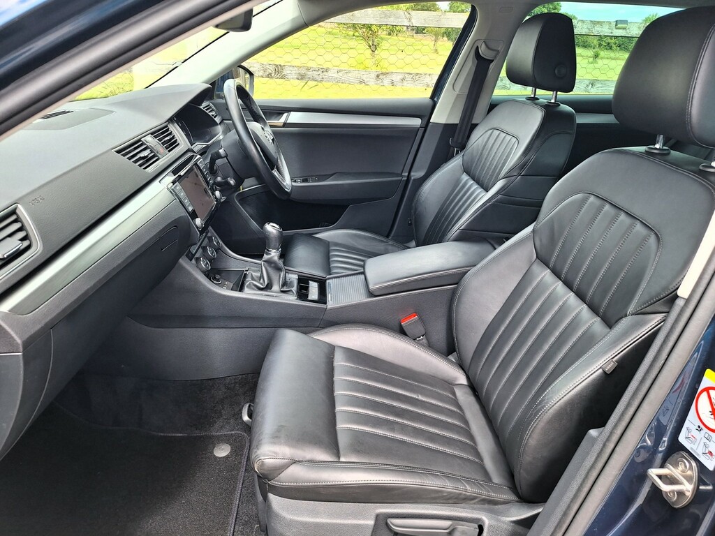 Skoda Superb Estate 2.0 Tdi Se L Executive 201717 Blue #4
