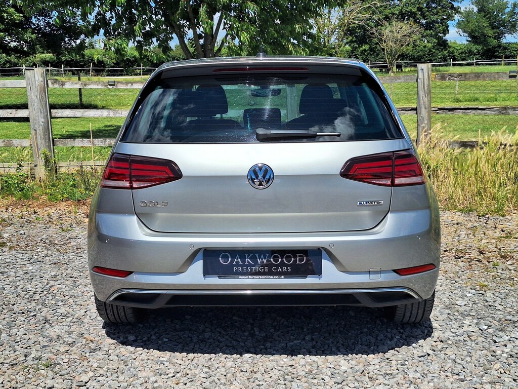 Volkswagen Golf Hatchback 1.5 Tsi Evo Match 201919 CY19KLX Silver #6