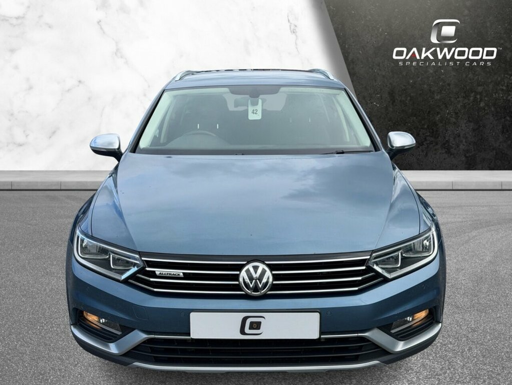 Volkswagen Passat Alltrack 2L Alltrack Blue #3