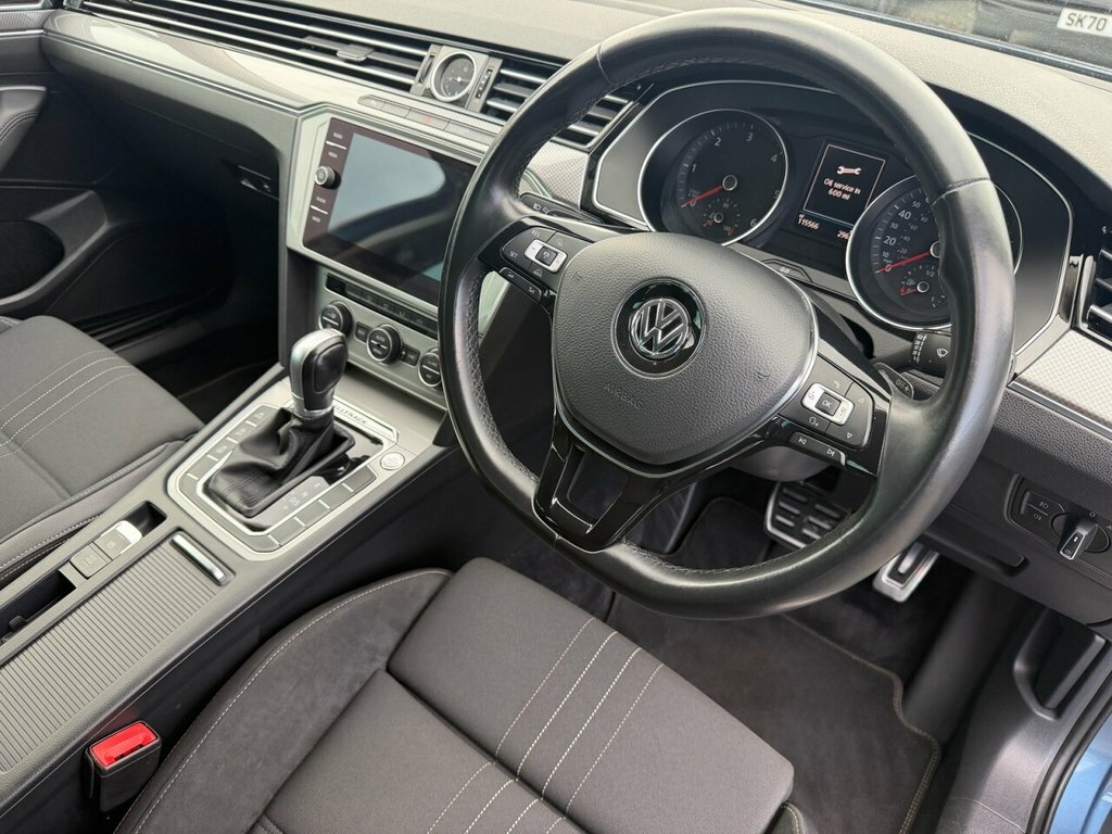 Volkswagen Passat Alltrack Passat Alltrack Tdi Bluemotion Technology 4Motion White #13
