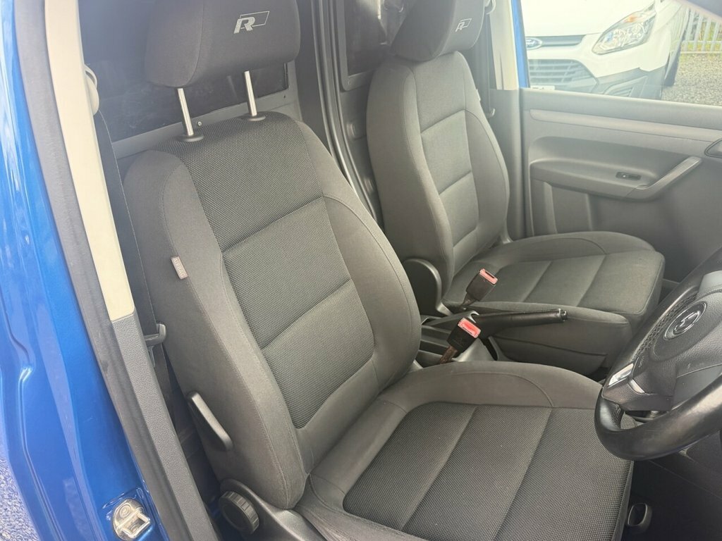 Volkswagen Caddy 1.6L C20 Highline GK17JJV Blue #2