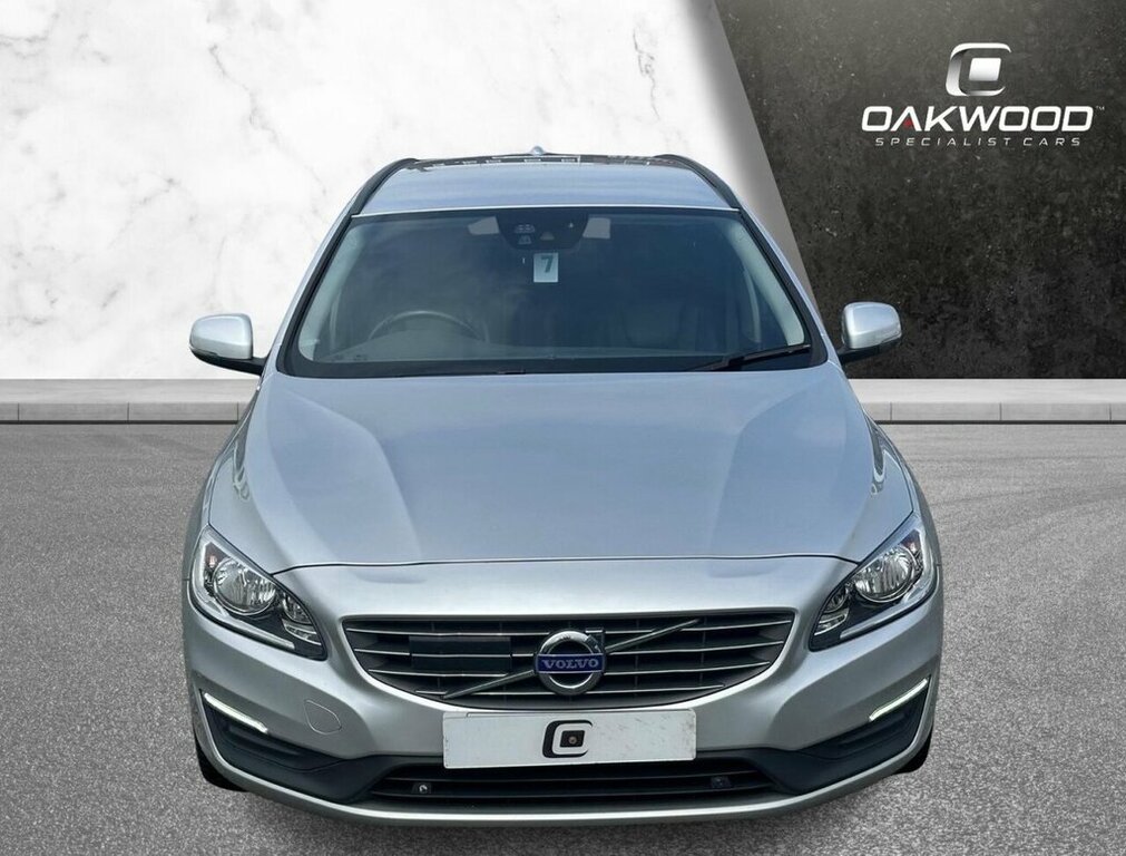 Volvo V60 2.4L Se Nav Silver #3