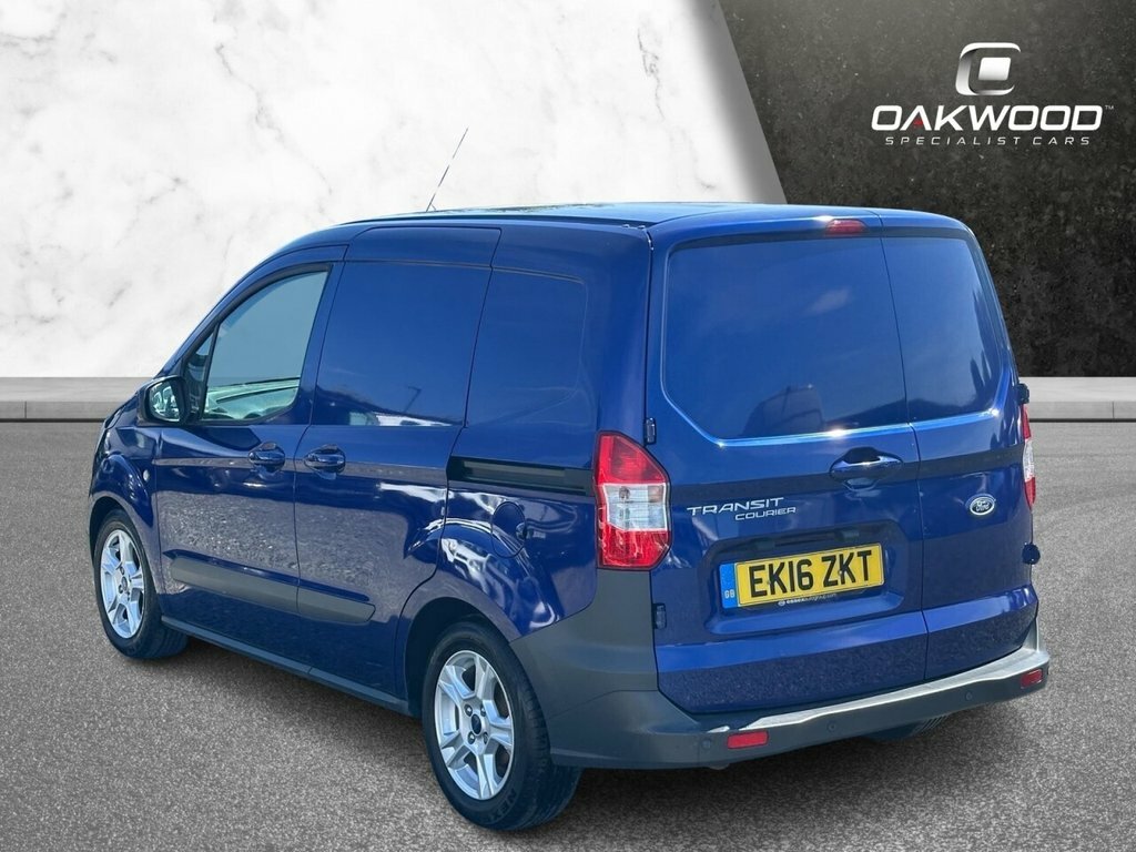 Ford Transit Courier 1.6L Trend Blue #5