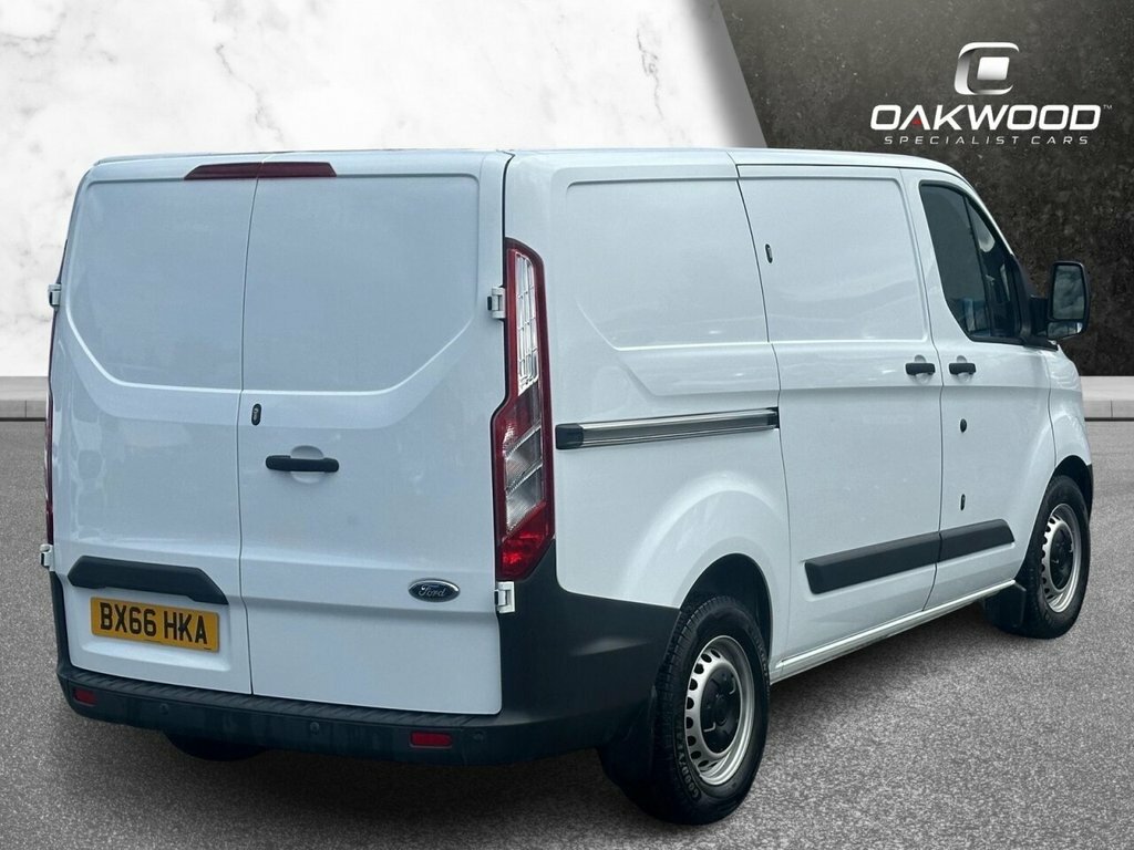 Ford Transit Custom 2L Null White #3