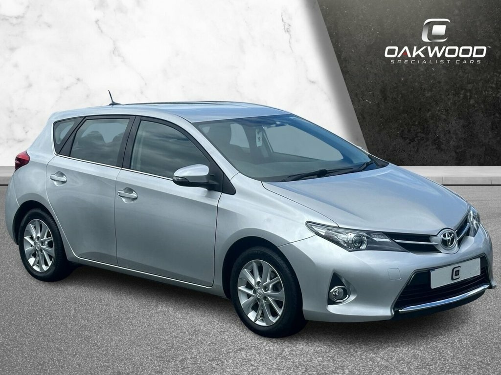 Toyota Auris 1.6L Icon Silver