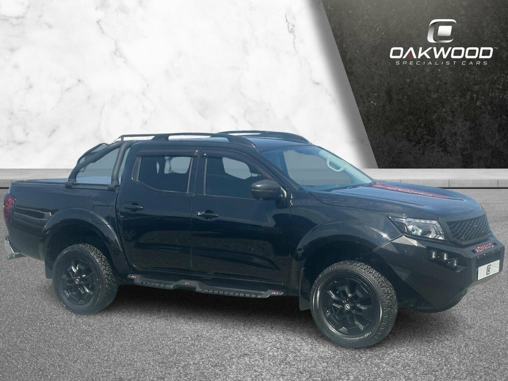 Nissan Navara 2.3L Tekna Black #4