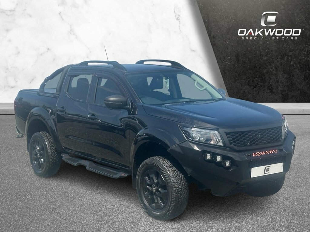 Nissan Navara 2.3L Tekna Black
