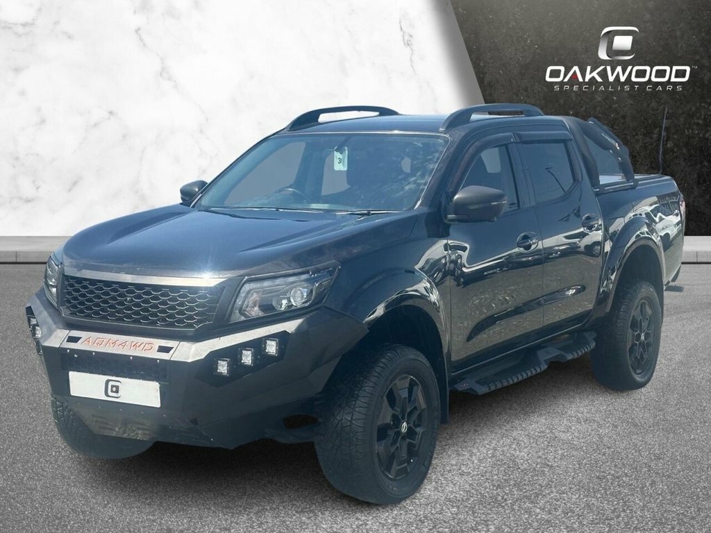 Nissan Navara 2.3L Tekna Black #3