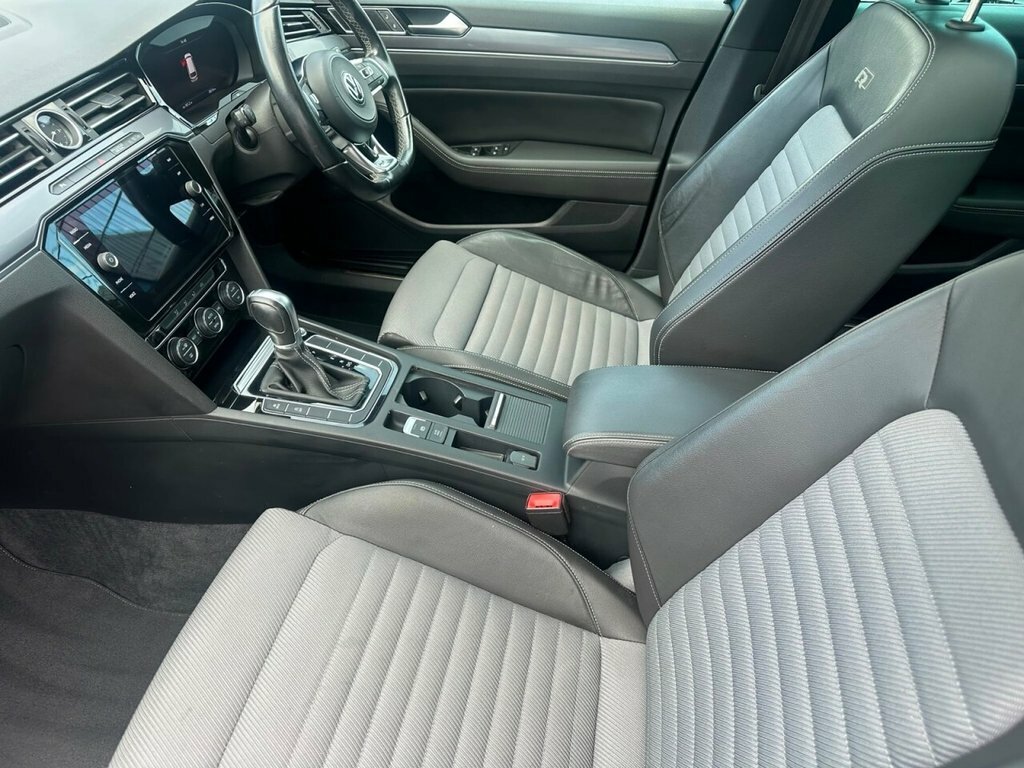 Volkswagen Passat 2.0 Tdi Gt Panoramic Roof  #13
