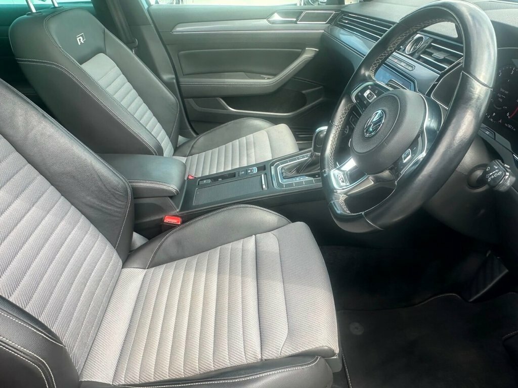 Volkswagen Passat 2.0 Tdi Gt Panoramic Roof  #15