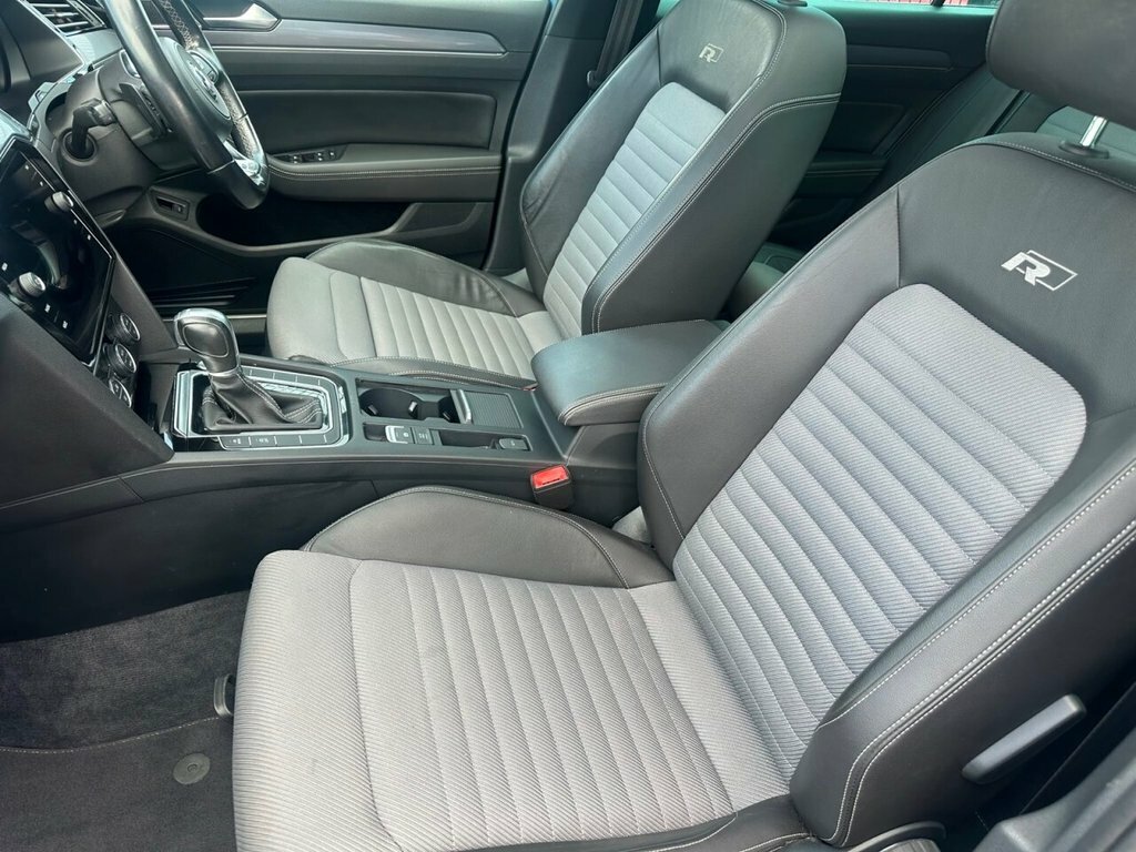 Volkswagen Passat 2L R-line Blue #2